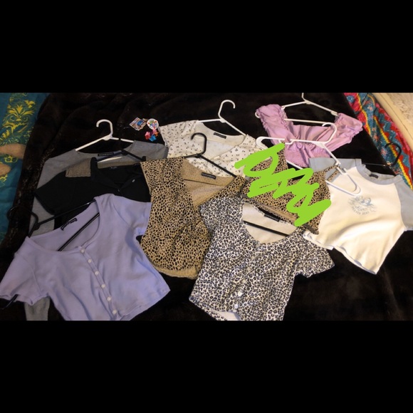 Brandy Melville Tops - Brandy Melville mystery box!!